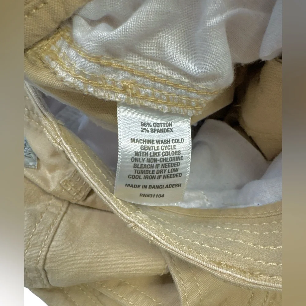 Ocean & Coast Boys Khaki Cargo Shorts Size 10
